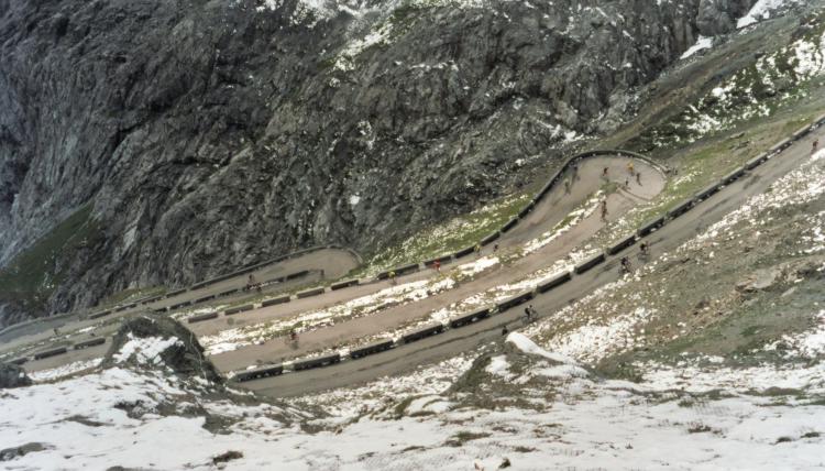 stelvio_16.jpg (75608 Byte)