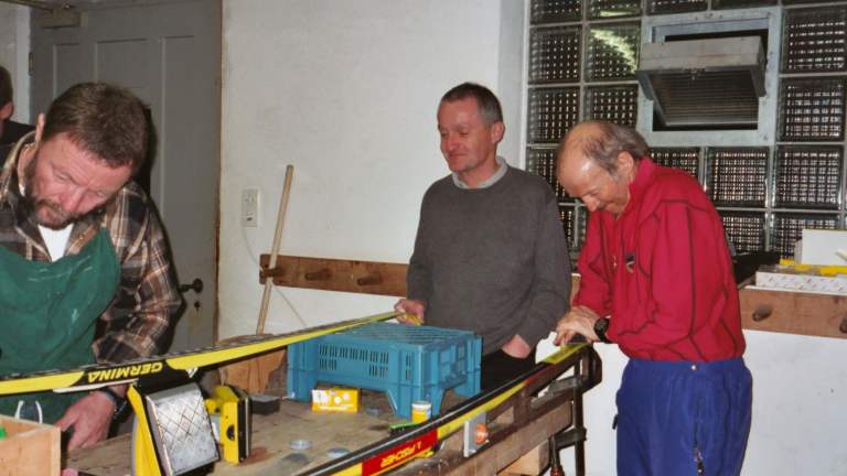 esm07.jpg (41709 Byte)